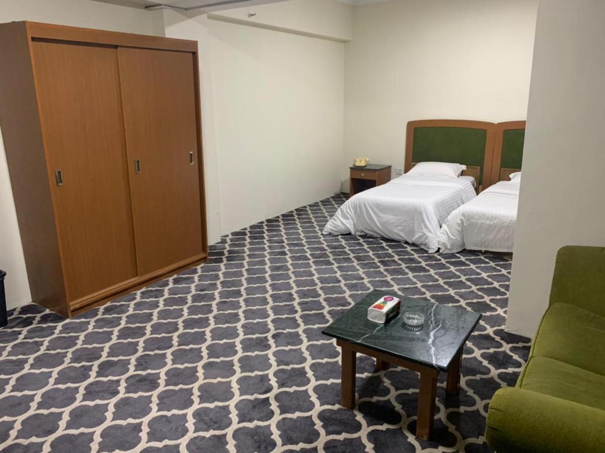 Al Aziziyah Hotel&suites Khamis Mushait Luaran gambar