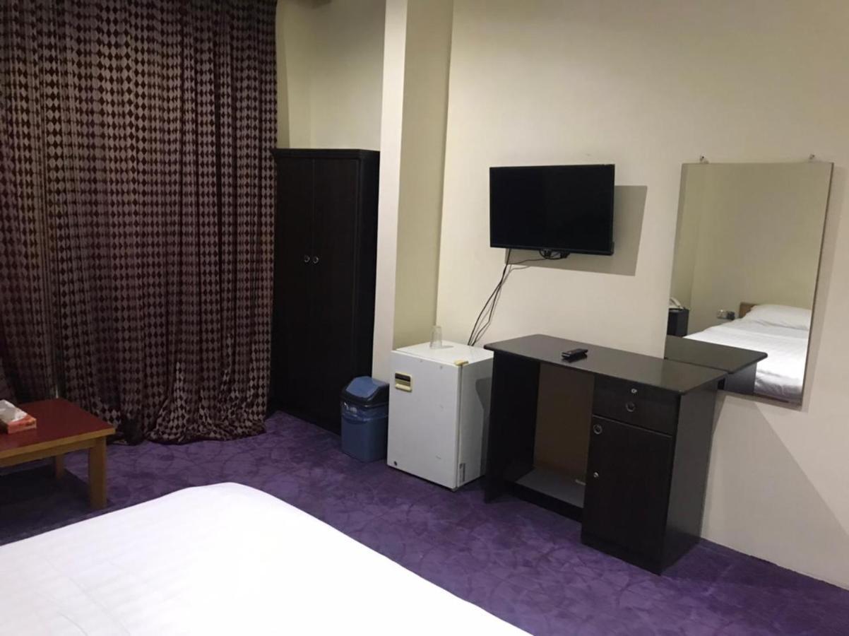 Al Aziziyah Hotel&suites Khamis Mushait Luaran gambar