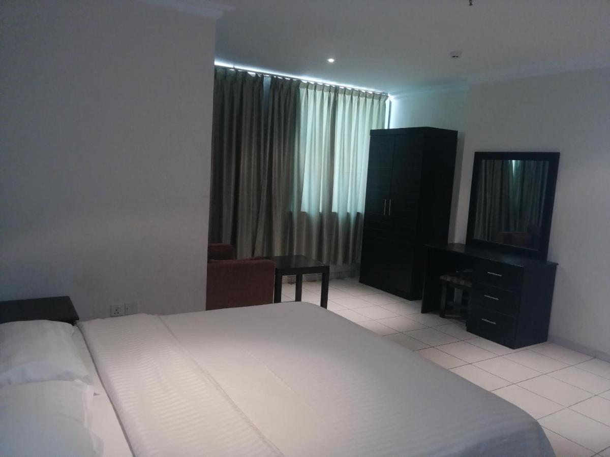 Al Aziziyah Hotel&suites Khamis Mushait Luaran gambar