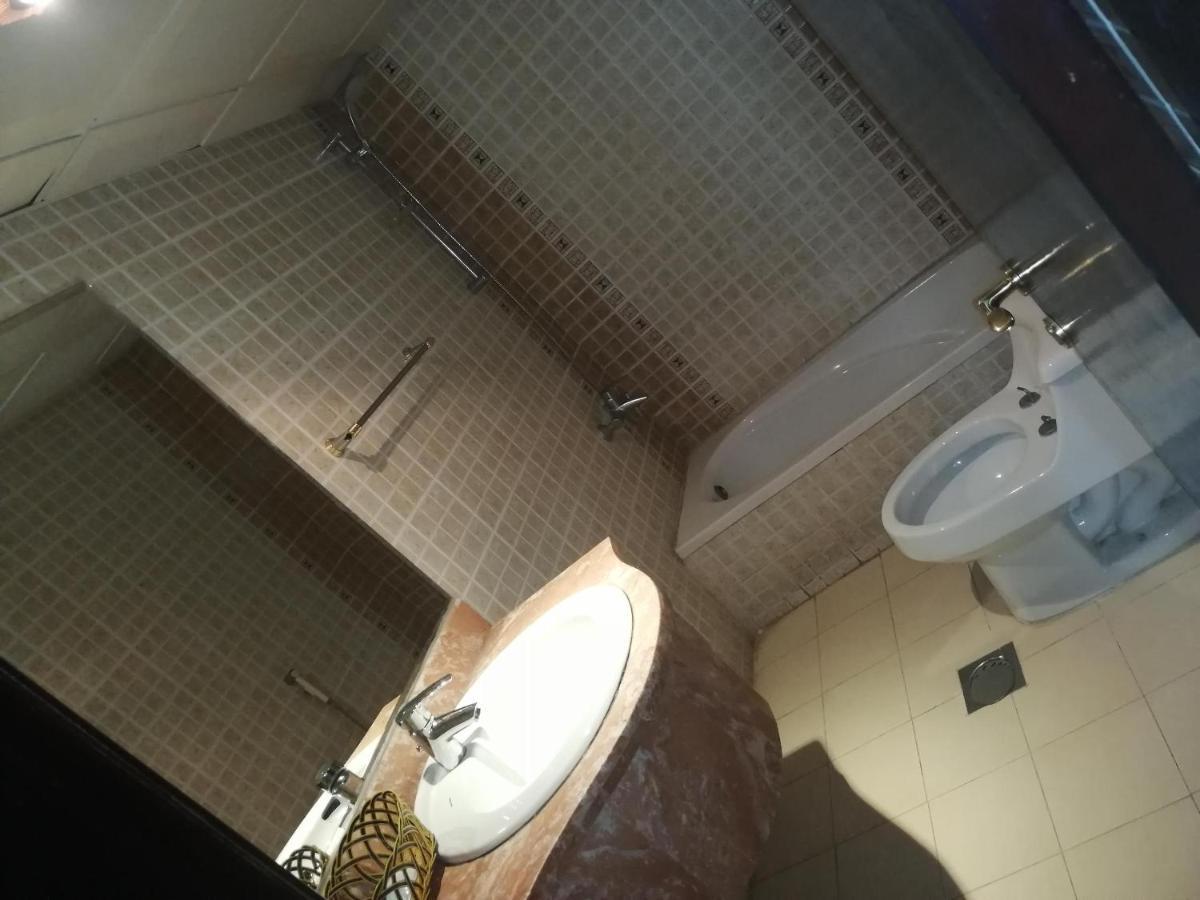 Al Aziziyah Hotel&suites Khamis Mushait Luaran gambar